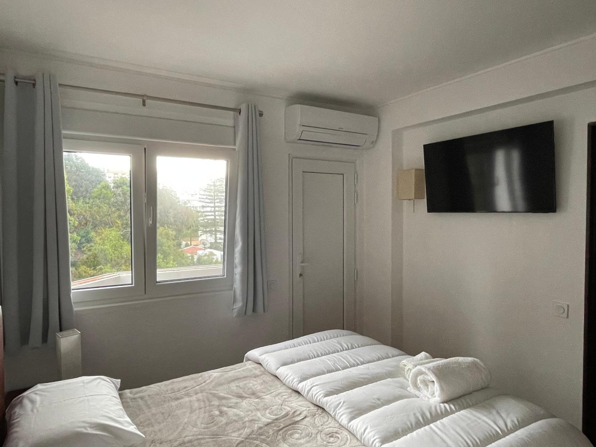 Apartment Ourasea *